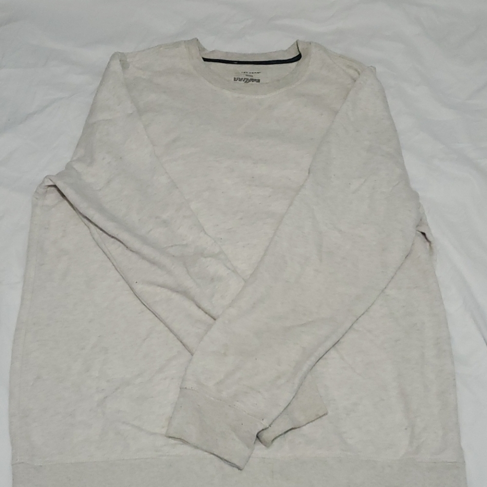 White and gray sweater